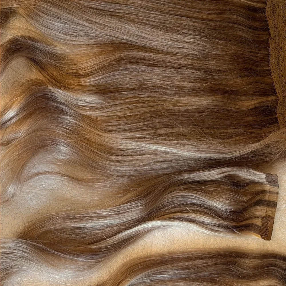 Luxy Halo Extension in Cream Blonde 16” NEVER WORN - Picture 5 of 5